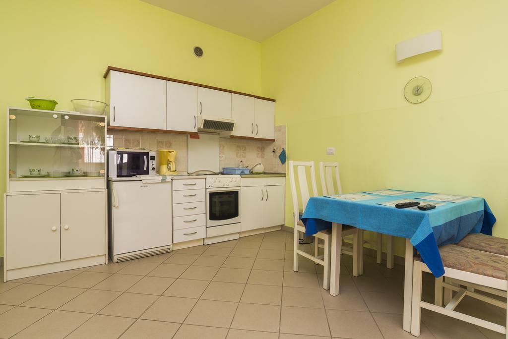 Villa Victory Umag Exterior photo